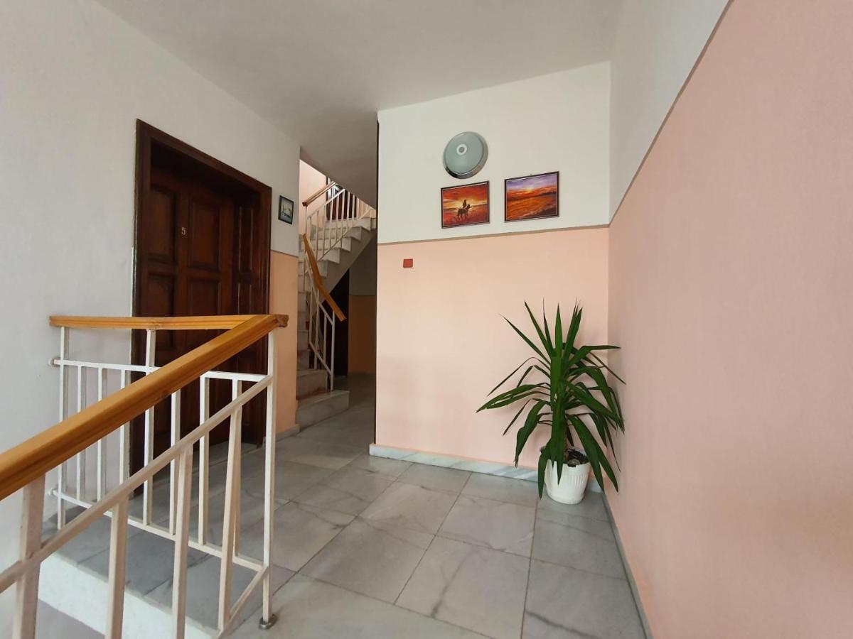 Lazur Hotel Ravda Esterno foto