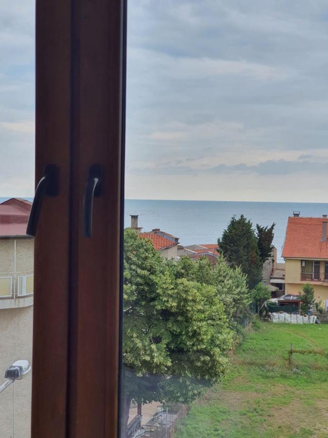Lazur Hotel Ravda Esterno foto