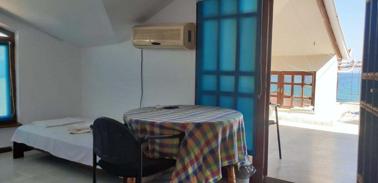 Lazur Hotel Ravda Esterno foto