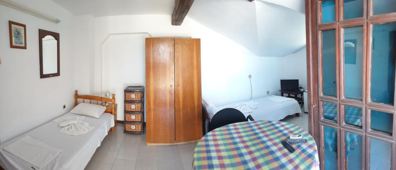 Lazur Hotel Ravda Esterno foto